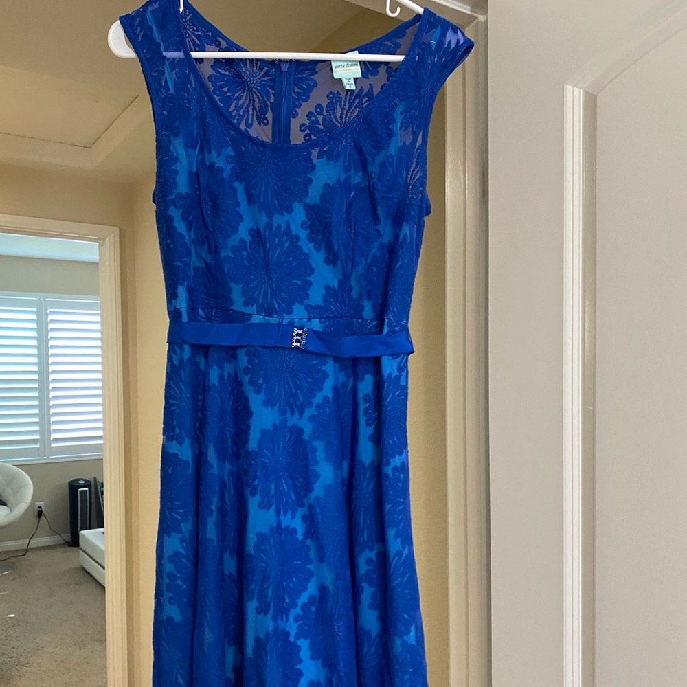 Trace Reese Blue Plenty Lace Overlay Sleeveless Fit and Flare Cocktail dress